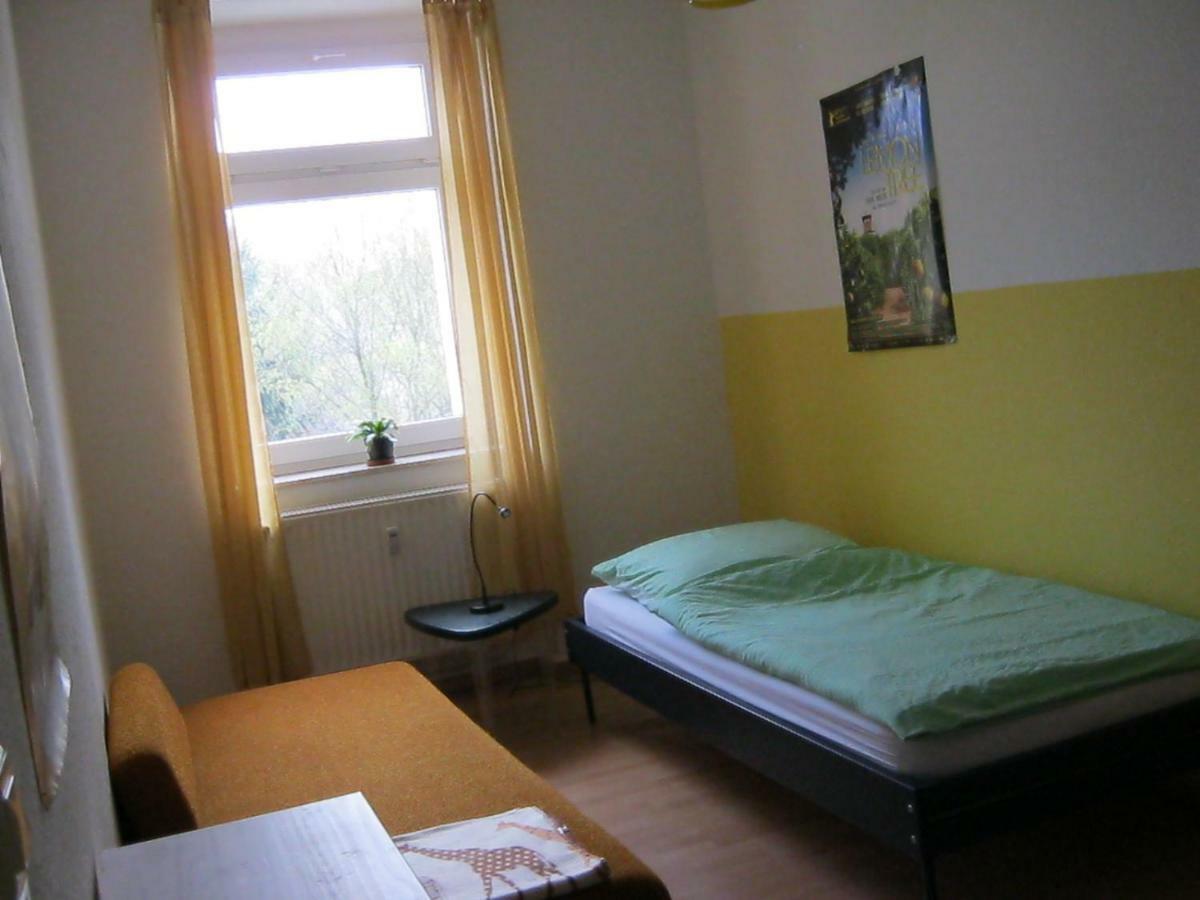Hostel 2.Heimat ไลป์ซิก ภายนอก รูปภาพ